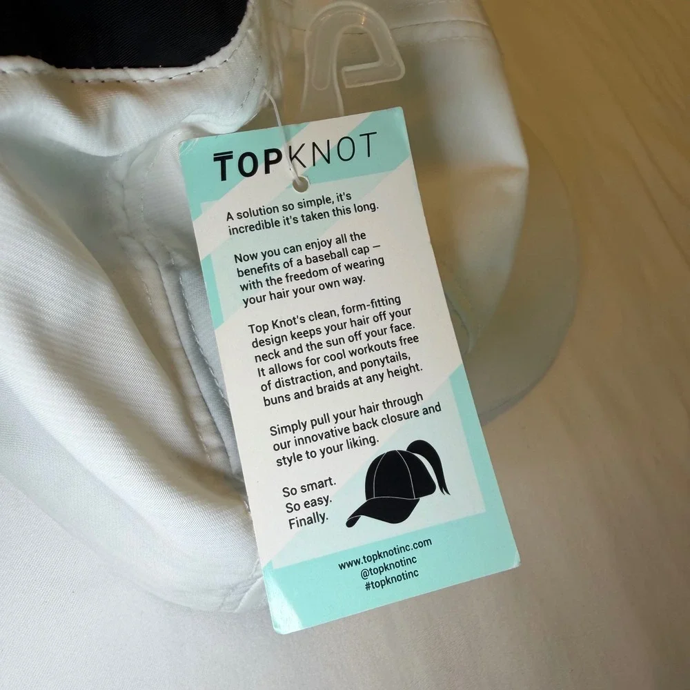 Top Knot Cyclebar White Performance High‎ Ponytail Baseball Hat Women M/L NWT